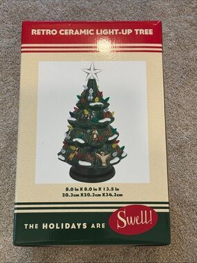Walt Disney Swell  Green Retro Ceramic Light-Up Christmas Tree